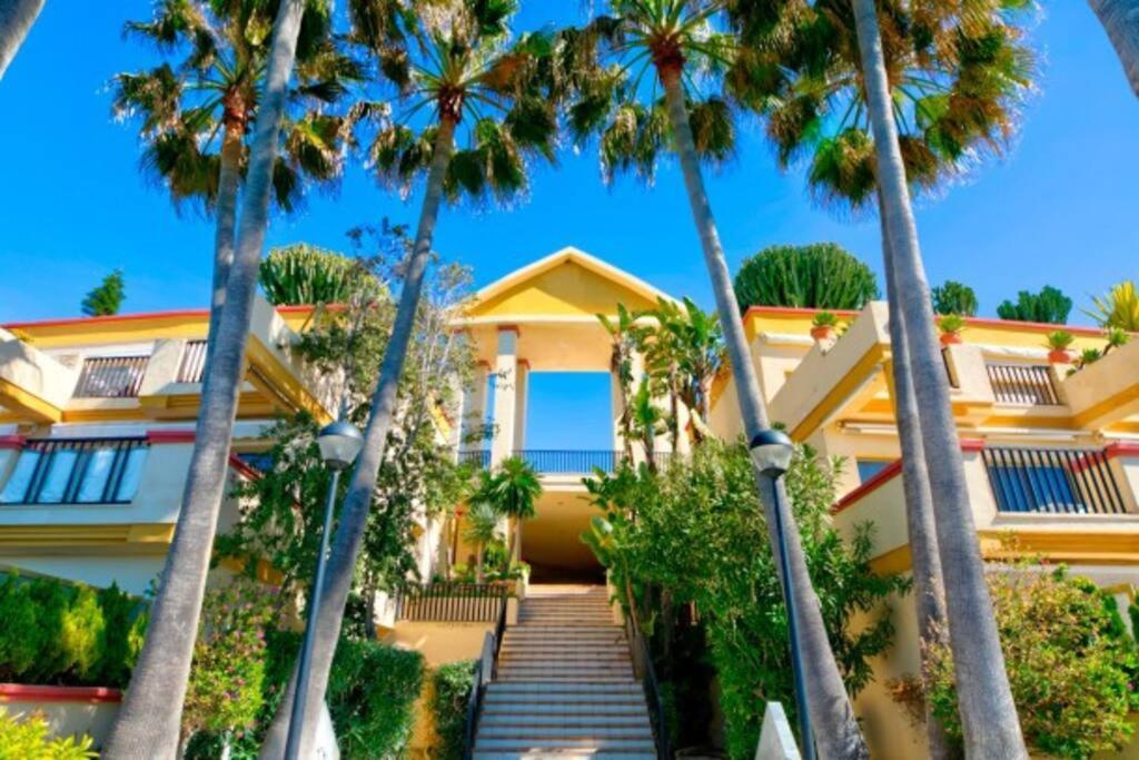 Oleholidays 1133 Romana Playa Primera Linea Playa Marbella Exterior photo