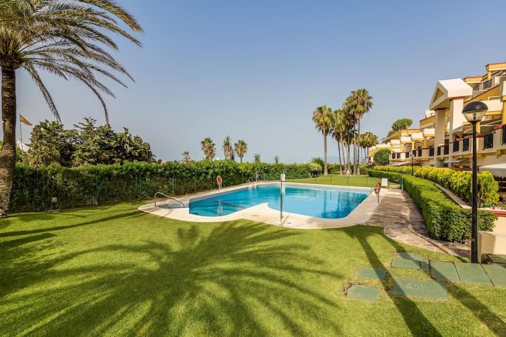 Oleholidays 1133 Romana Playa Primera Linea Playa Marbella Exterior photo